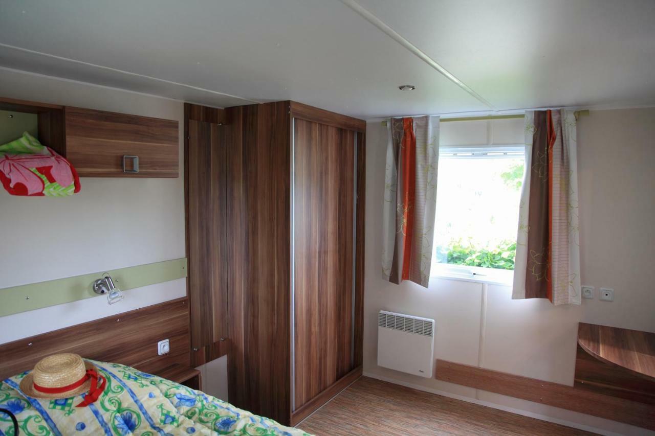 Camping L'Arada Parc Hotel Sonzay Exterior photo